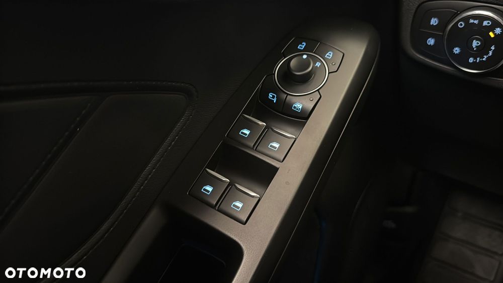 Ford Focus 1.0 EcoBoost mHEV Titanium X - 23