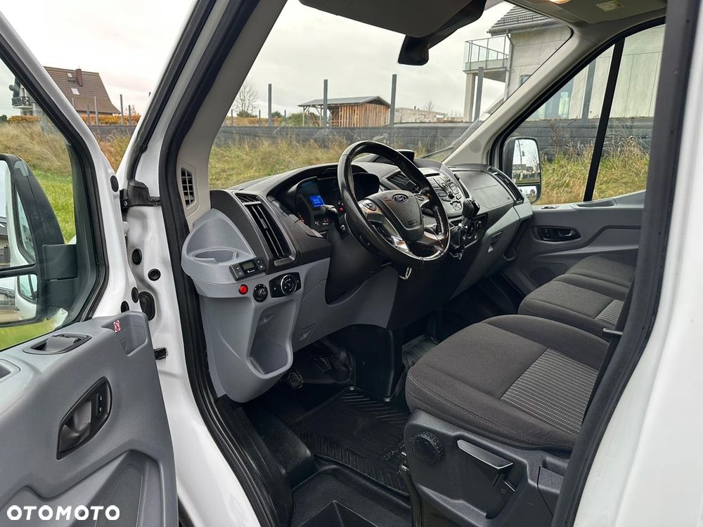Ford Transit - 8