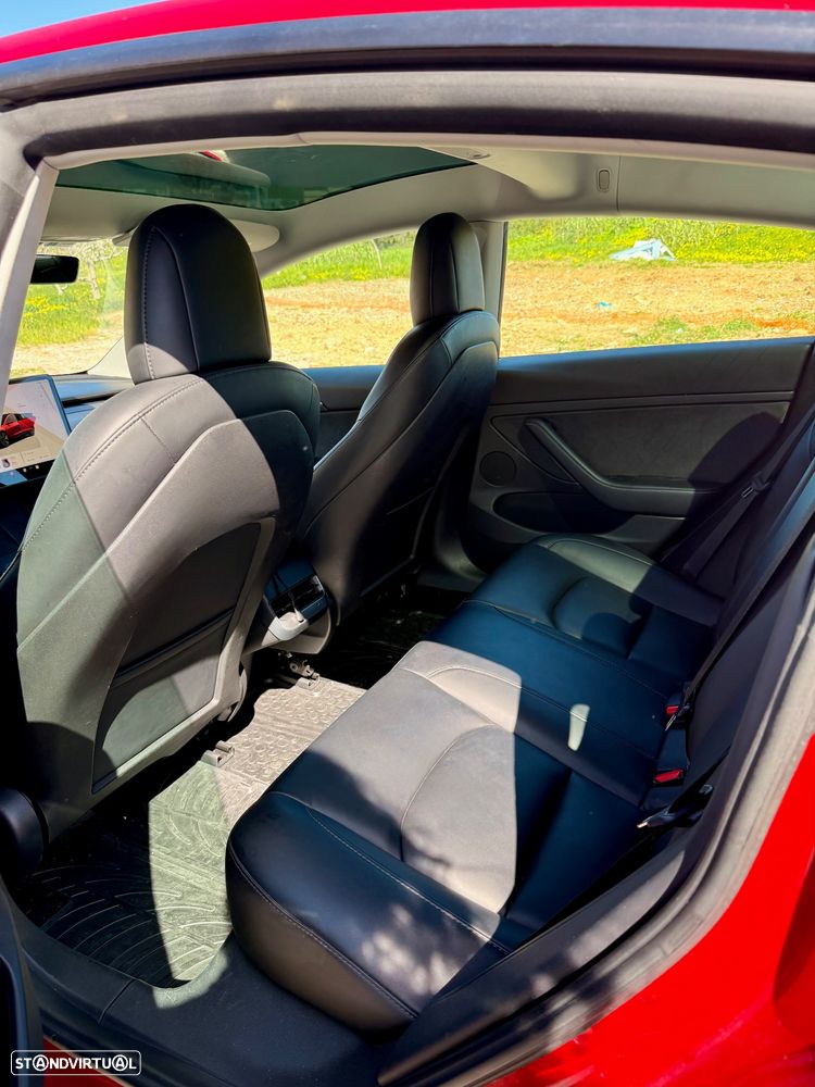 Tesla Model 3 RWD - 7