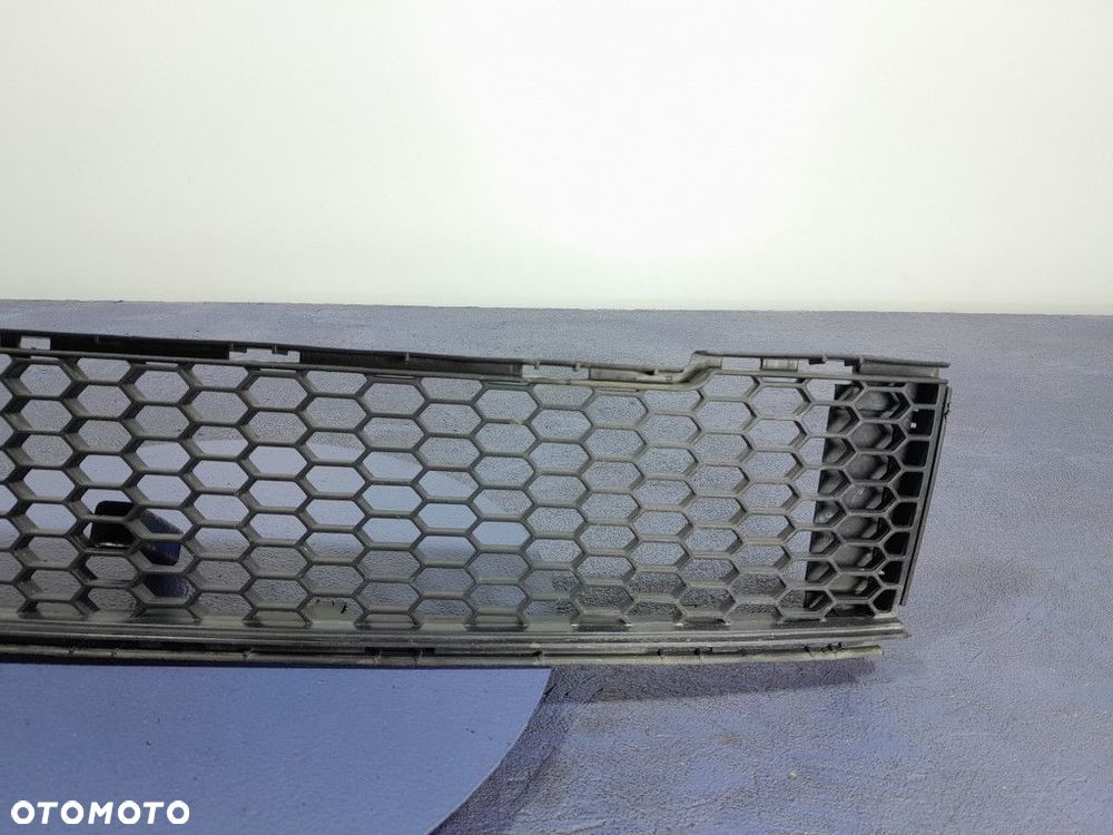 FIAT 500 07- KRATKA ŚRODKOWA ZDERZAK PRZÓD 51797997 - 3