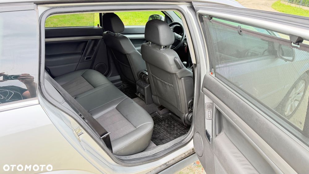Opel Vectra 1.9 CDTI Cosmo - 9
