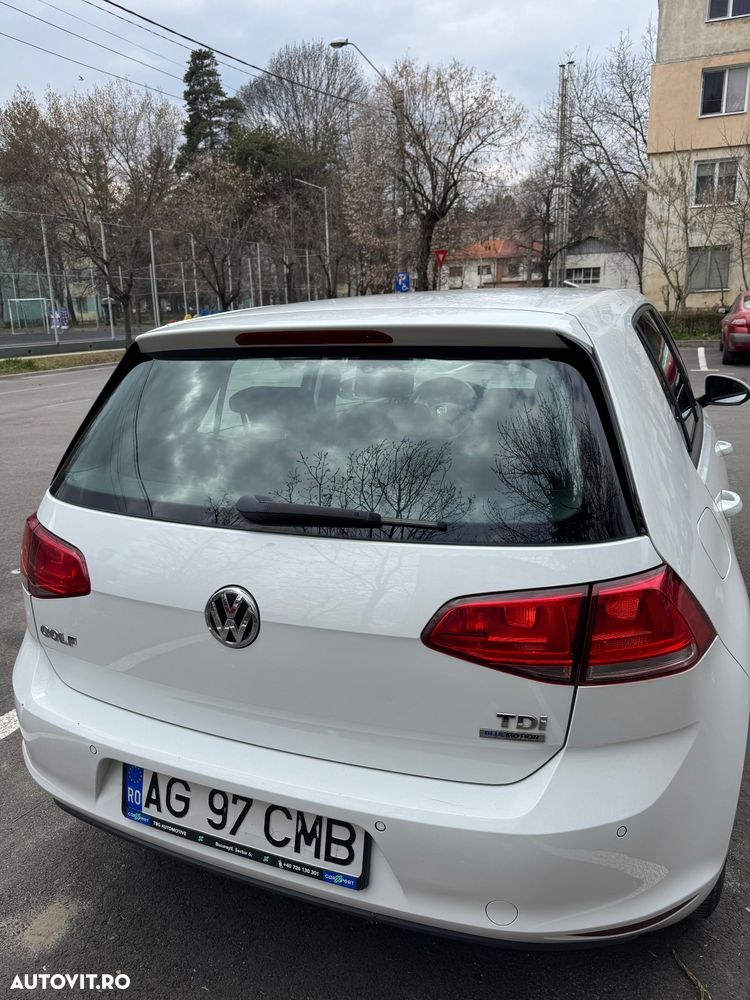 Volkswagen Golf - 17