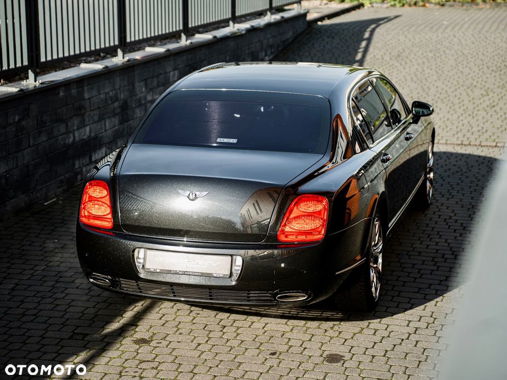 Bentley Flying Spur - 15