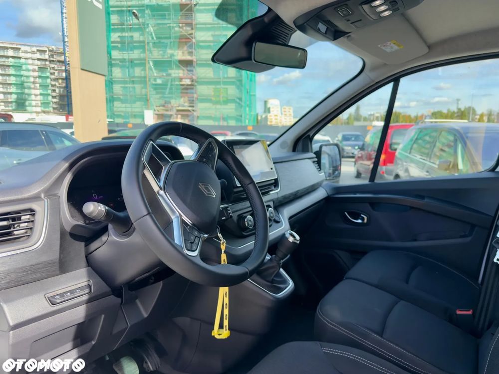 Renault Trafic - 9