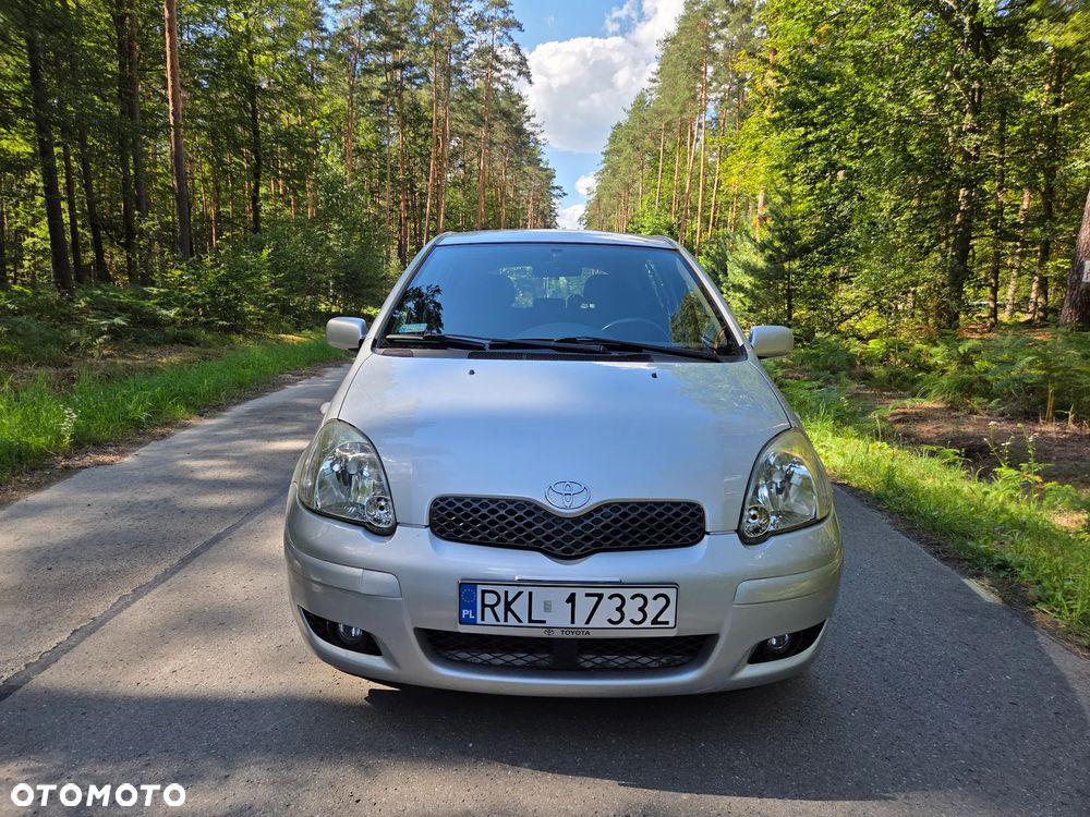 Toyota Yaris 1.0 Base - 6