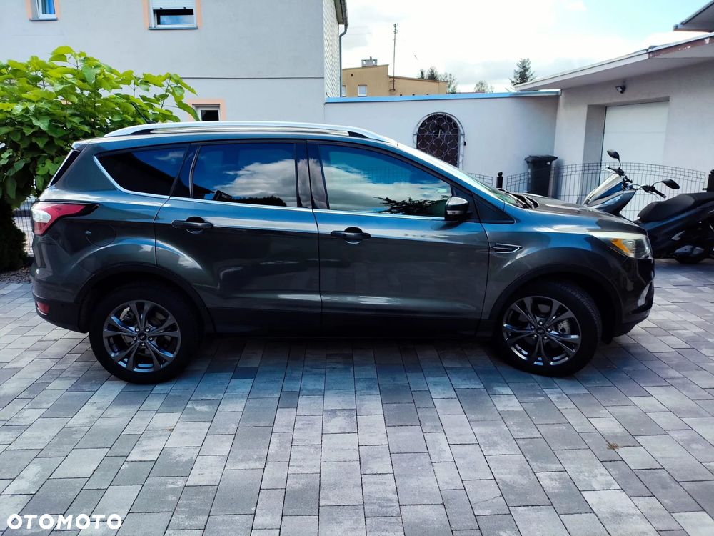 Ford Escape 2.0 EcoBoost AWD Titanium - 8