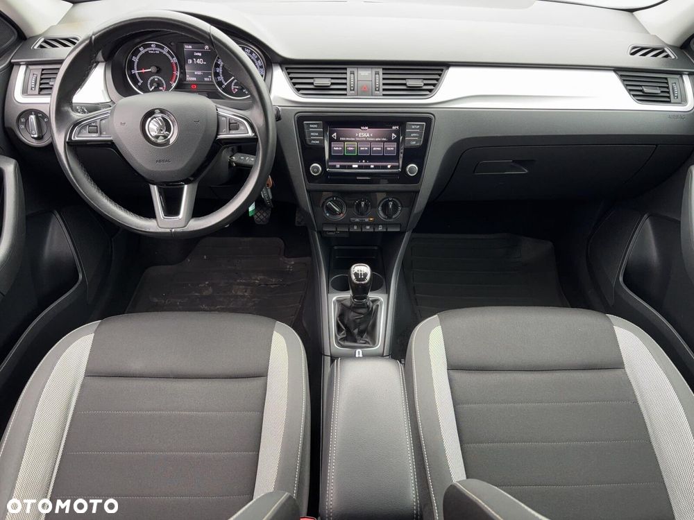 Skoda RAPID - 13