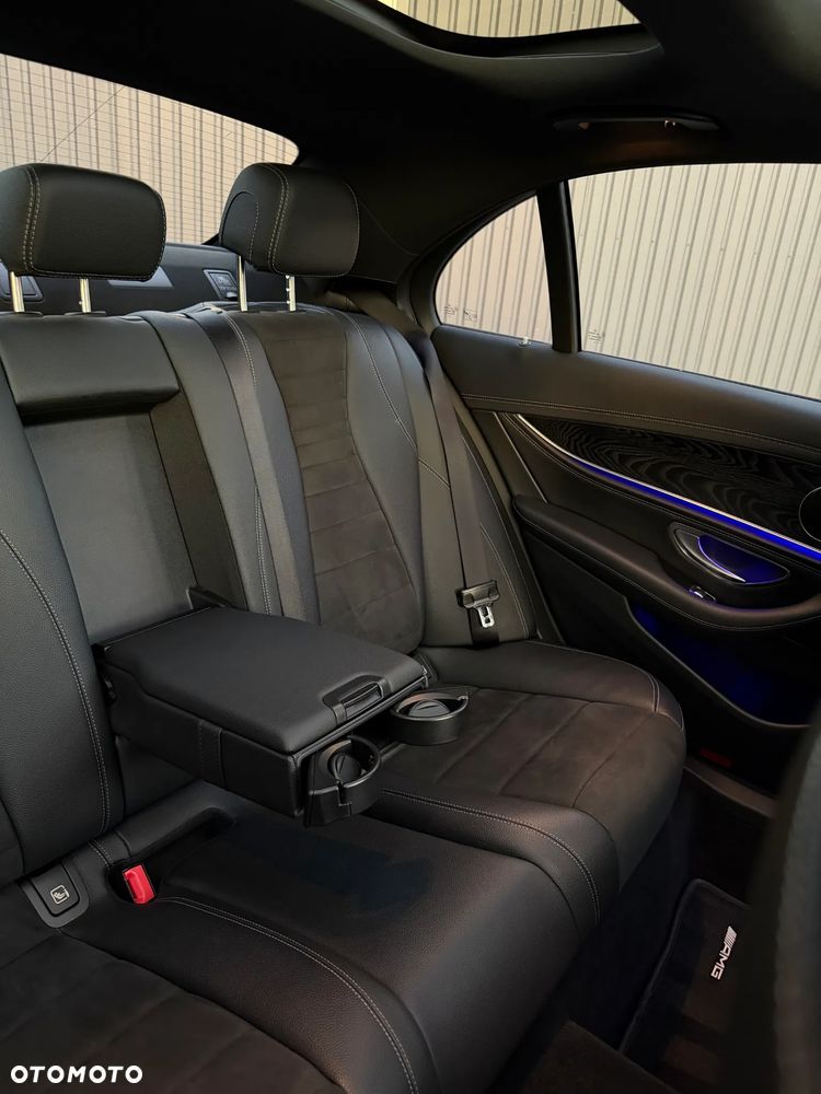 Mercedes-Benz Klasa E 220 d 9G-TRONIC - 31