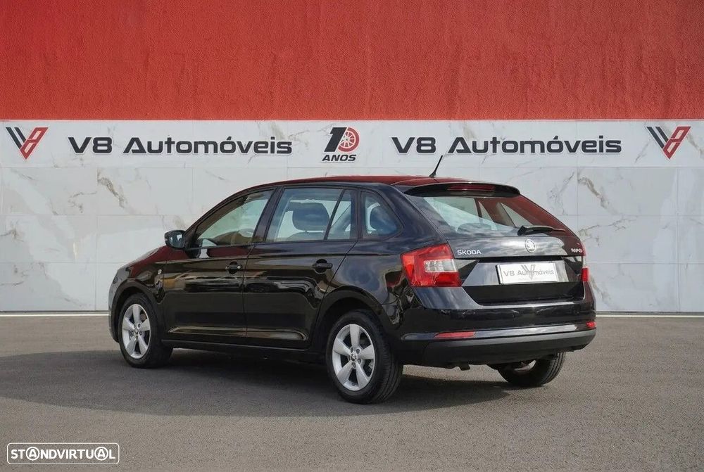 Skoda Rapid Spaceback 1.6 TDi Elegance - 4