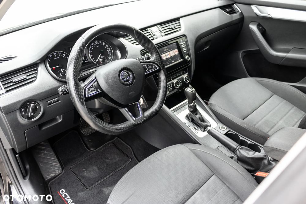 Skoda Octavia 2.0 TDI 4x4 Style DSG - 14