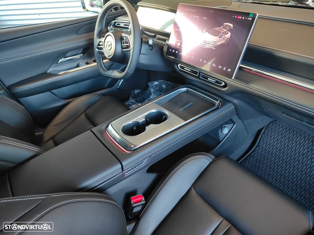 Mazda 6e 80 kWh Long Range Takumi - 13