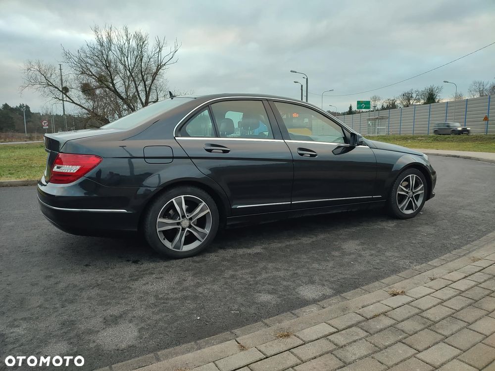 Mercedes-Benz Klasa C 200 CDI BlueEff Elegance - 6