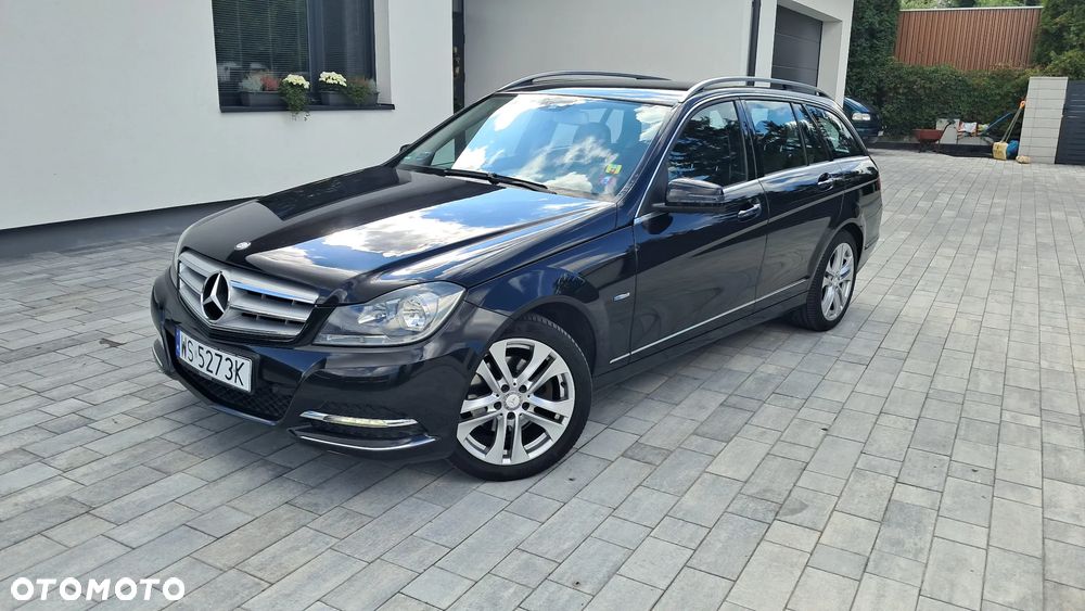 Mercedes-Benz Klasa C 220 CDI DPF Automatik BlueEFFICIENCY Avantgarde - 3