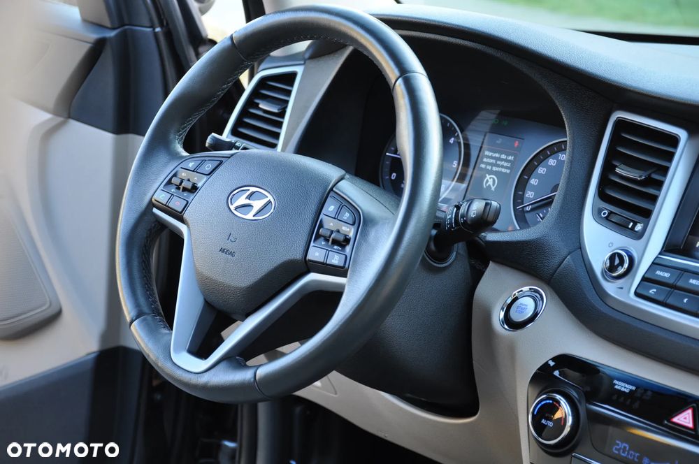 Hyundai Tucson 2.0 CRDI 2WD Style - 34