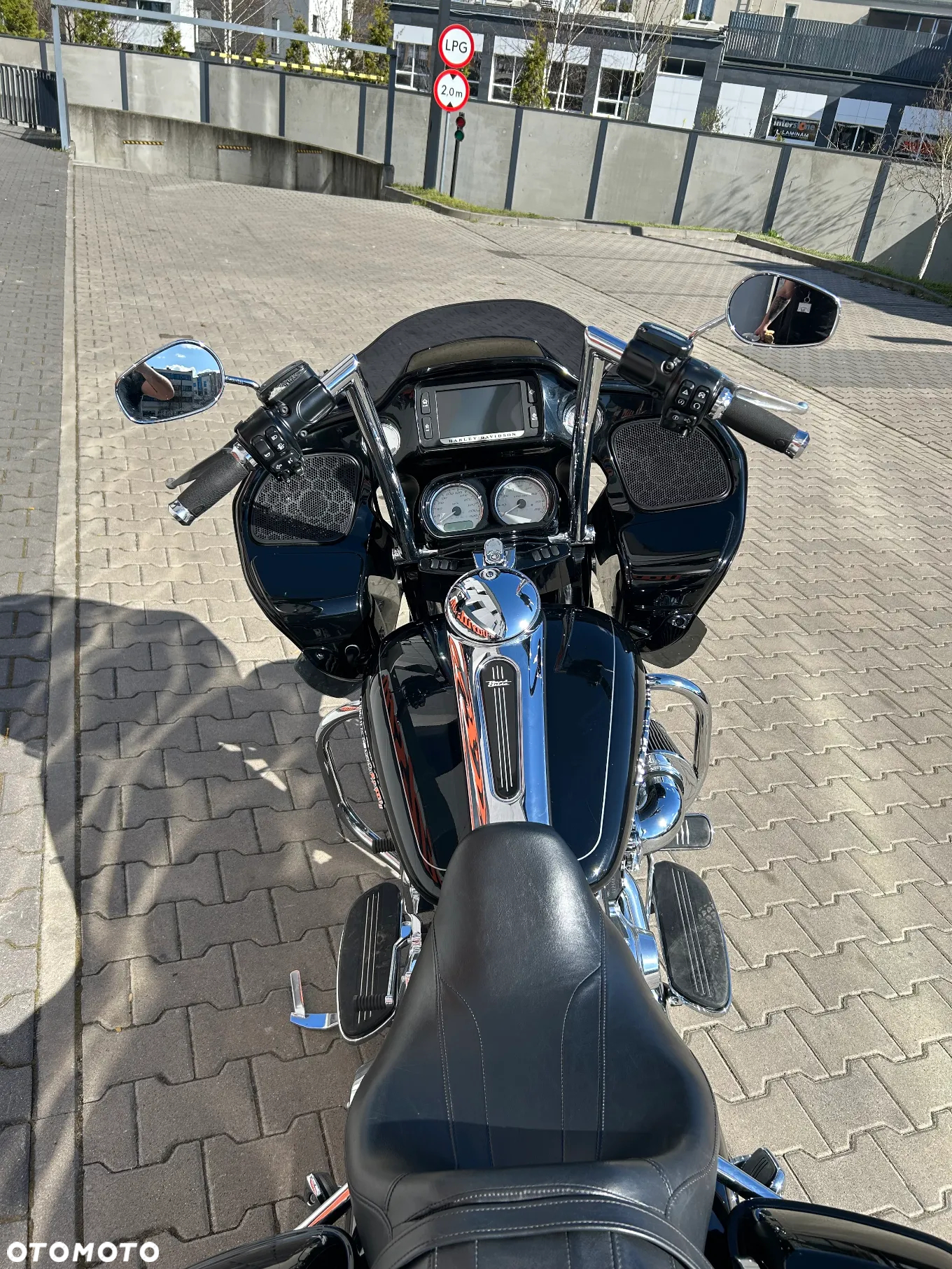 Harley-Davidson Touring Road Glide - 6