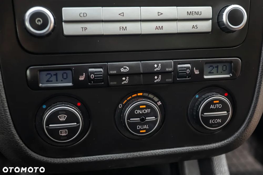 Volkswagen Golf 1.6 Tour - 28