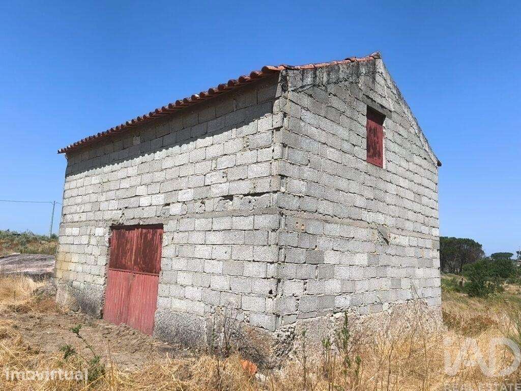 Terreno em Travancinha de 34535,00 m2 - Grande imagem: 2/22