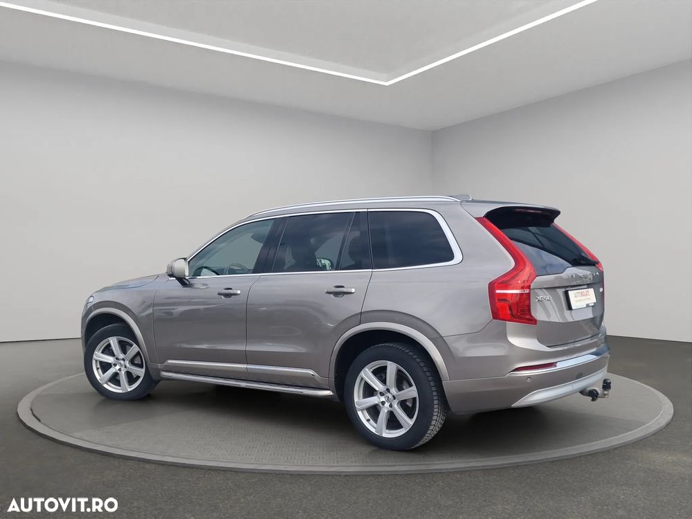 Volvo XC 90 - 5