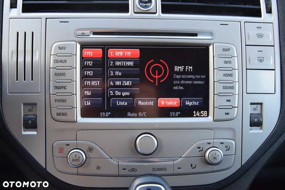 Ford Kuga - 11