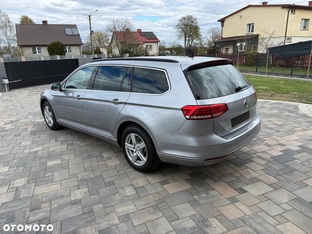 Volkswagen Passat 2.0 TDI (BlueMotion Technology) DSG Highline - 14