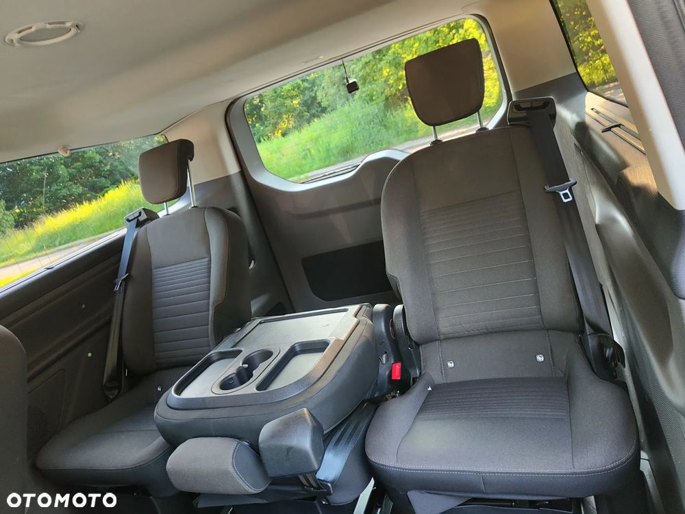 Ford Tourneo Custom 2.0 EcoBlue L2 Titanium - 9