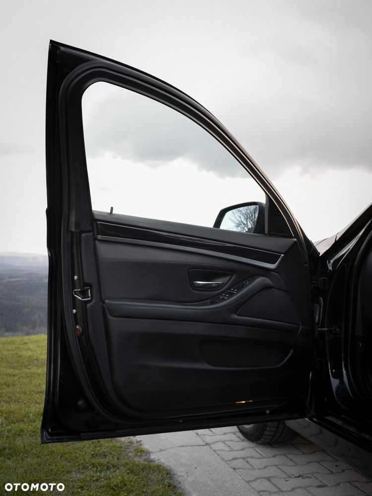 BMW Seria 5 - 27