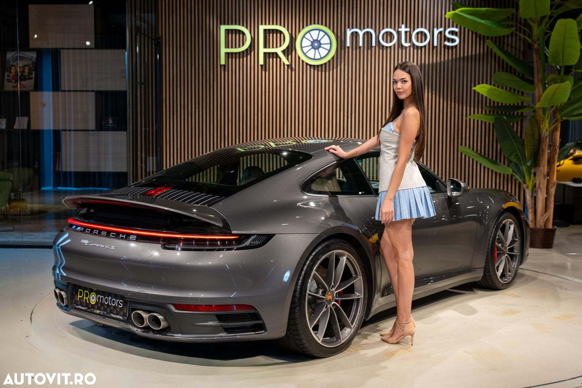 Porsche 911 - 12