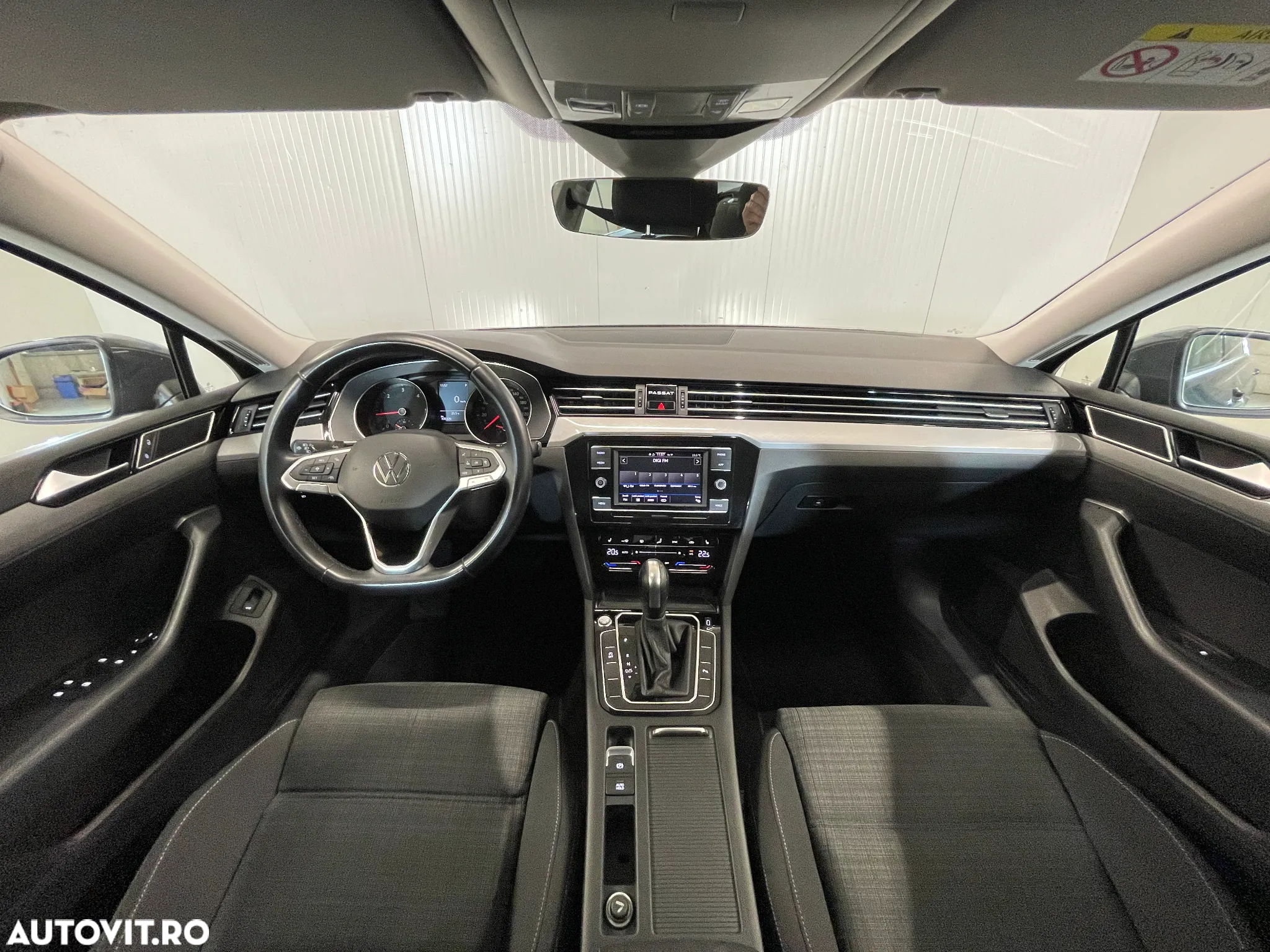 Volkswagen Passat 2.0 TDI DSG Comfortline - 7