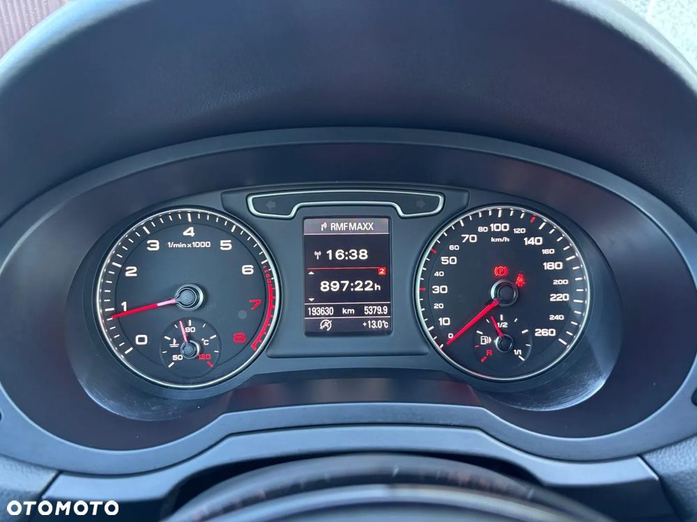 Audi Q3 2.0 TFSI Quattro - 33