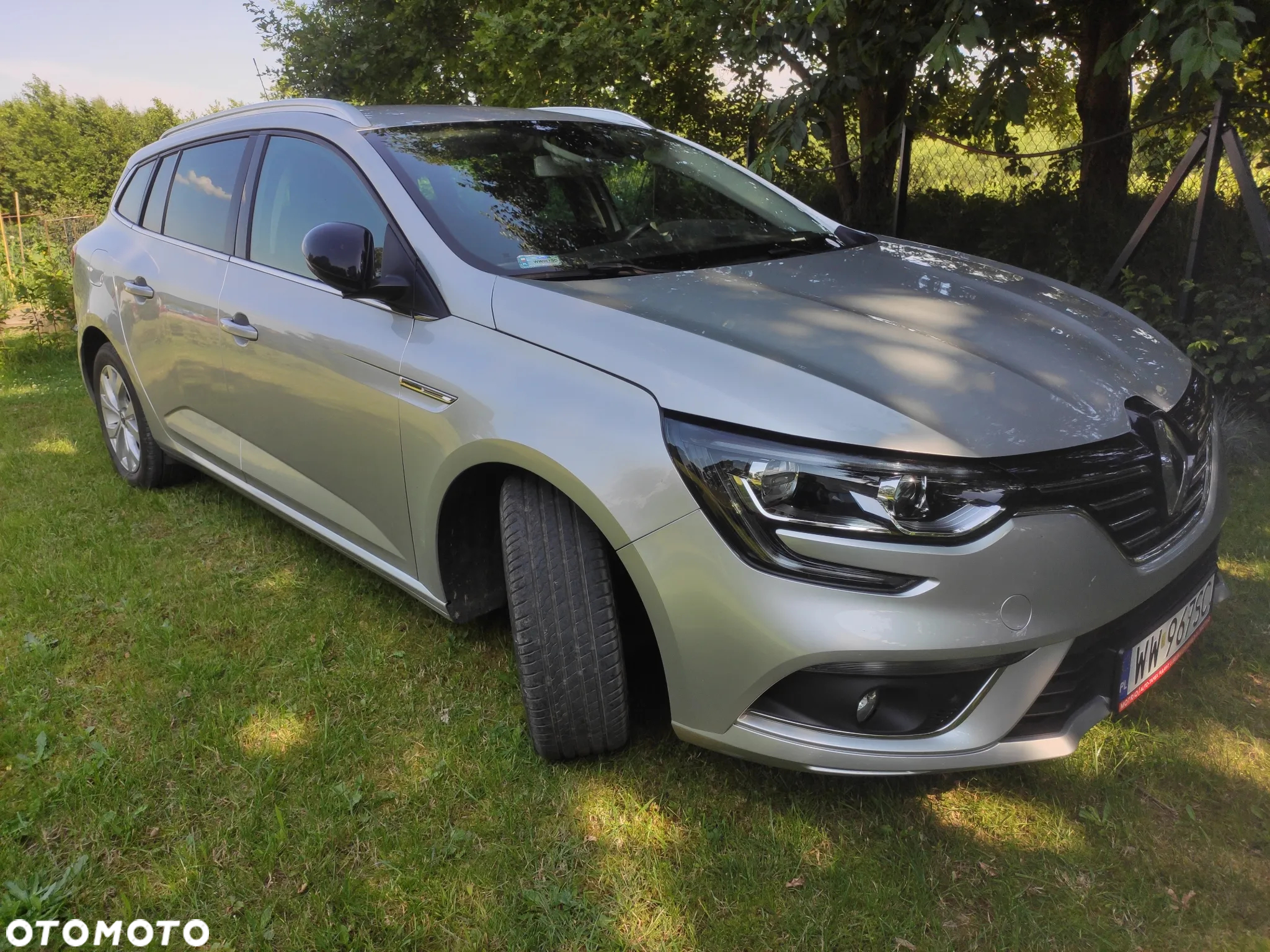 Renault Megane 1.5 Blue dCi Limited - 3
