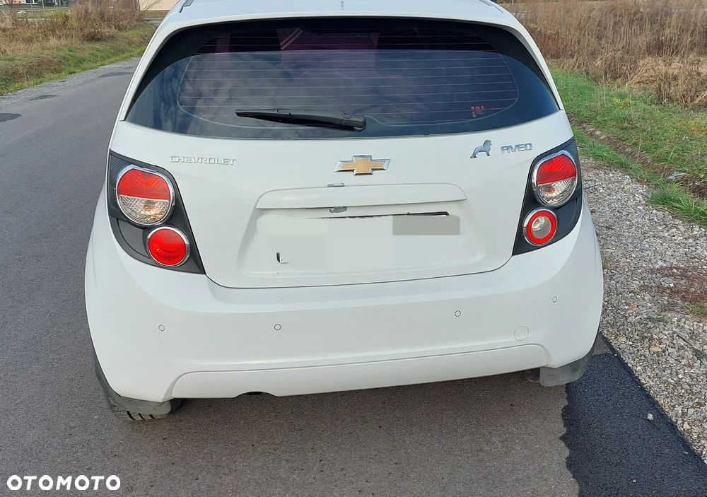 Chevrolet Aveo 1.6 LTZ - 2