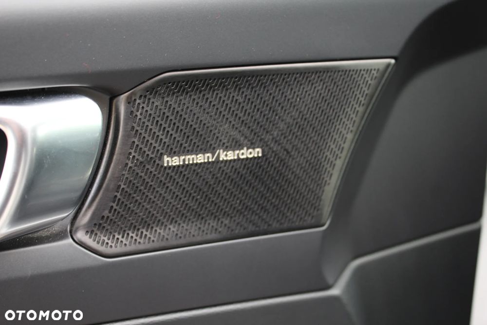 Volvo XC 40 D3 Momentum Pro - 20