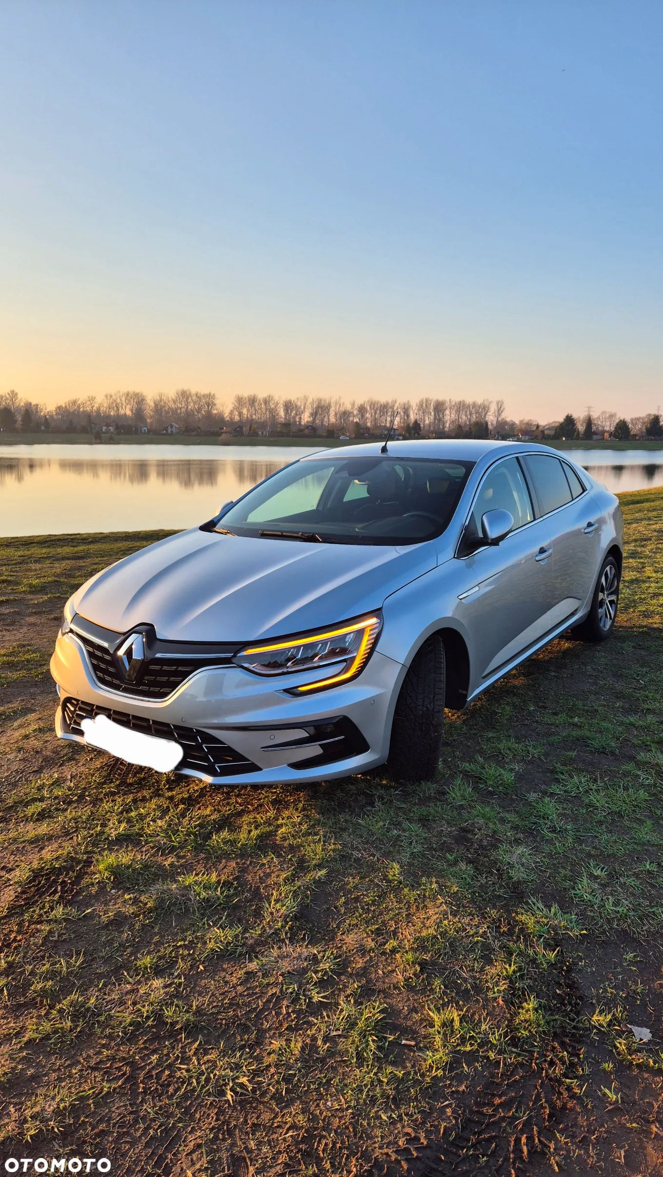Renault Megane 1.3 TCe FAP Intens - 1