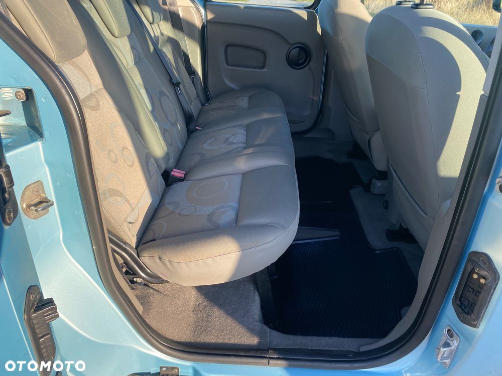Renault Kangoo ver-1-5-dci-oasis - 10