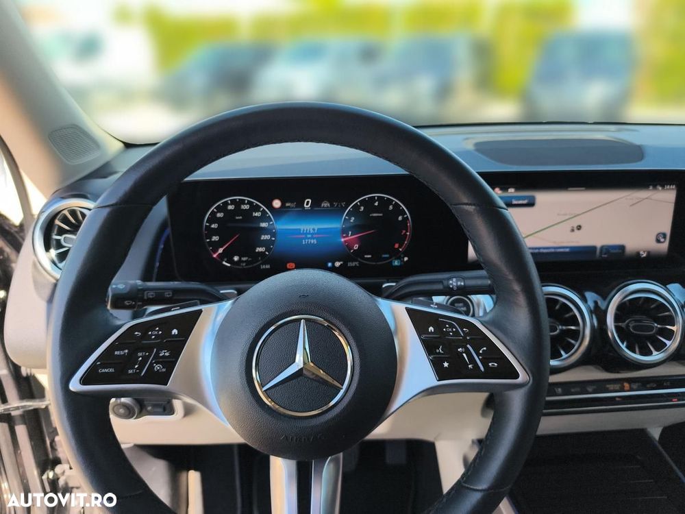 Mercedes-Benz GLB 200 Aut. - 11