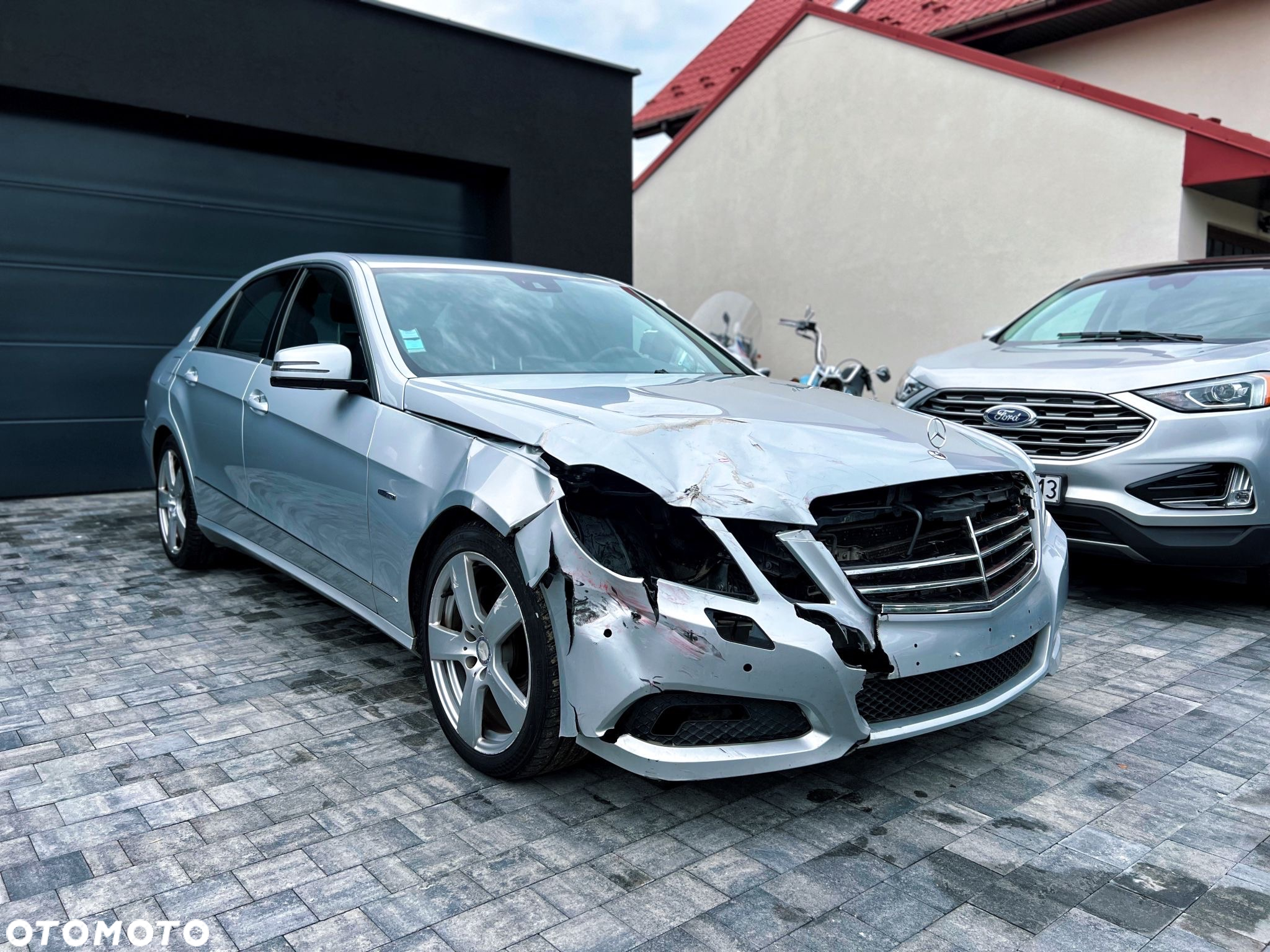 Mercedes-Benz Klasa E 350 CDI BlueEff Avantgarde - 8