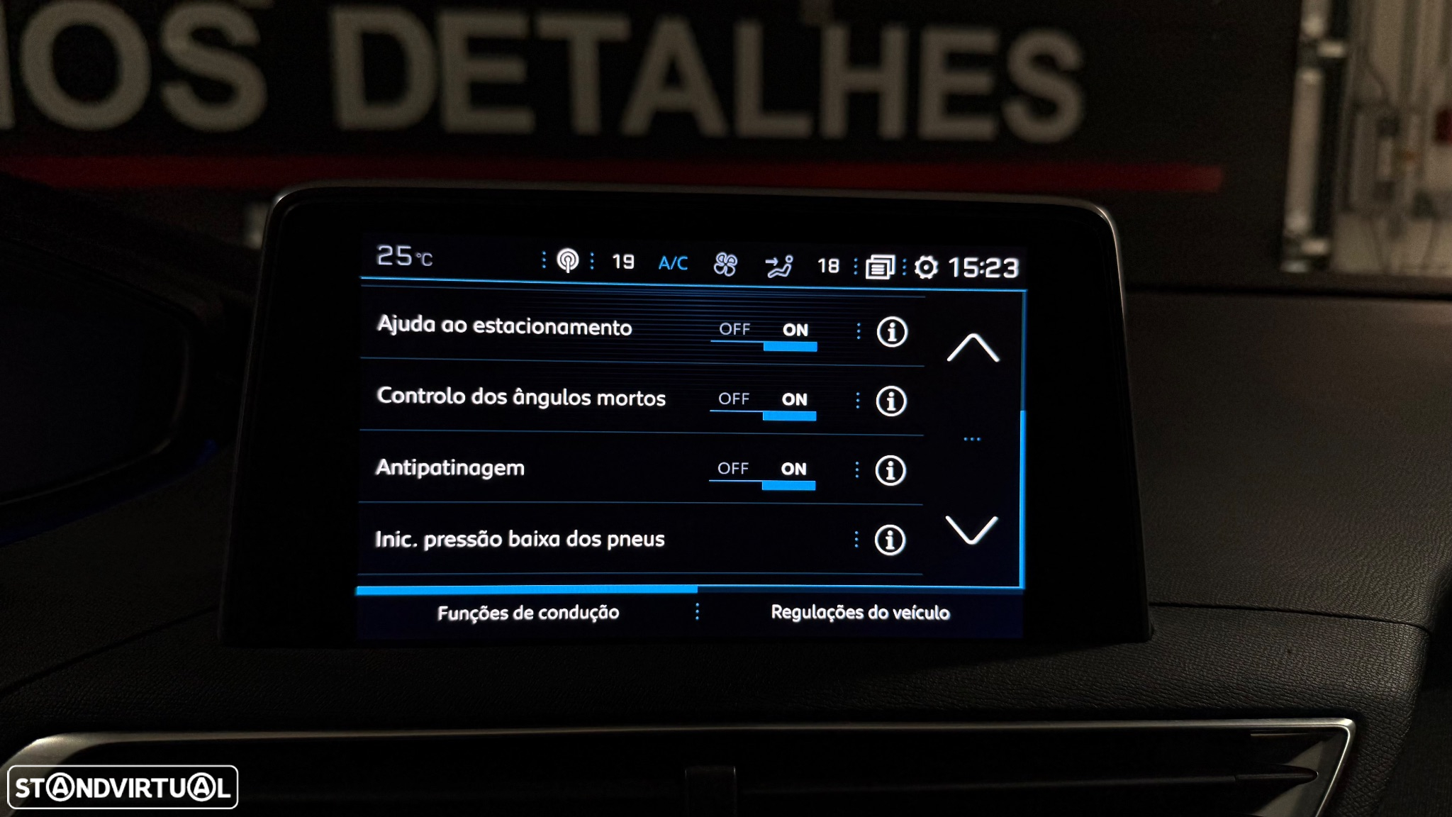 Peugeot 3008 1.2 PureTech Allure - 28
