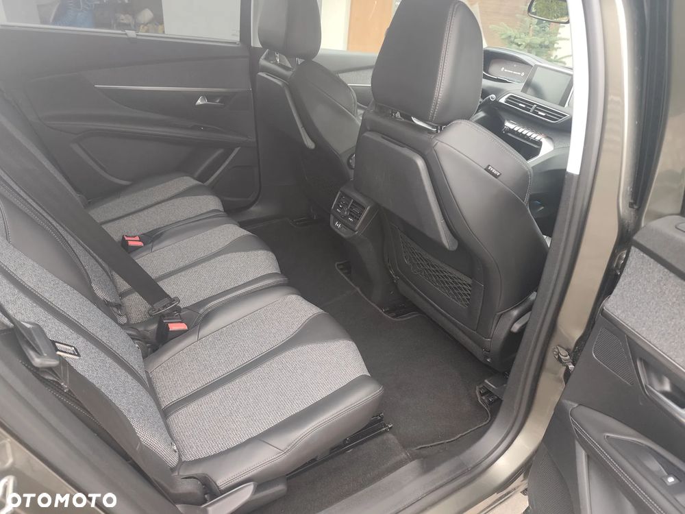 Peugeot 5008 BlueHDI 130 EAT8 Active Business-Paket - 11