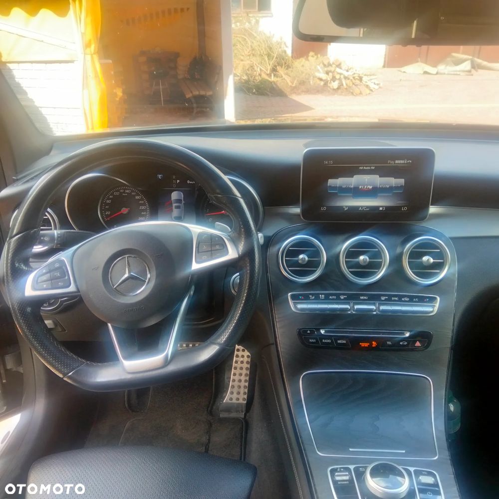 Mercedes-Benz GLC 300 4Matic 9G-TRONIC AMG Line - 9