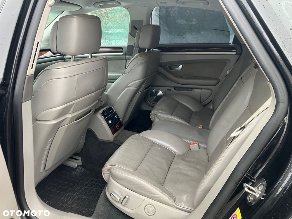 Audi A8 4.2 TDI Quattro - 11