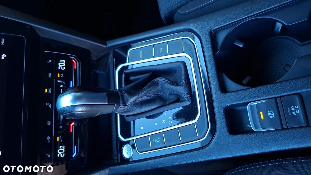 Volkswagen Passat 2.0 TDI EVO Business DSG - 22