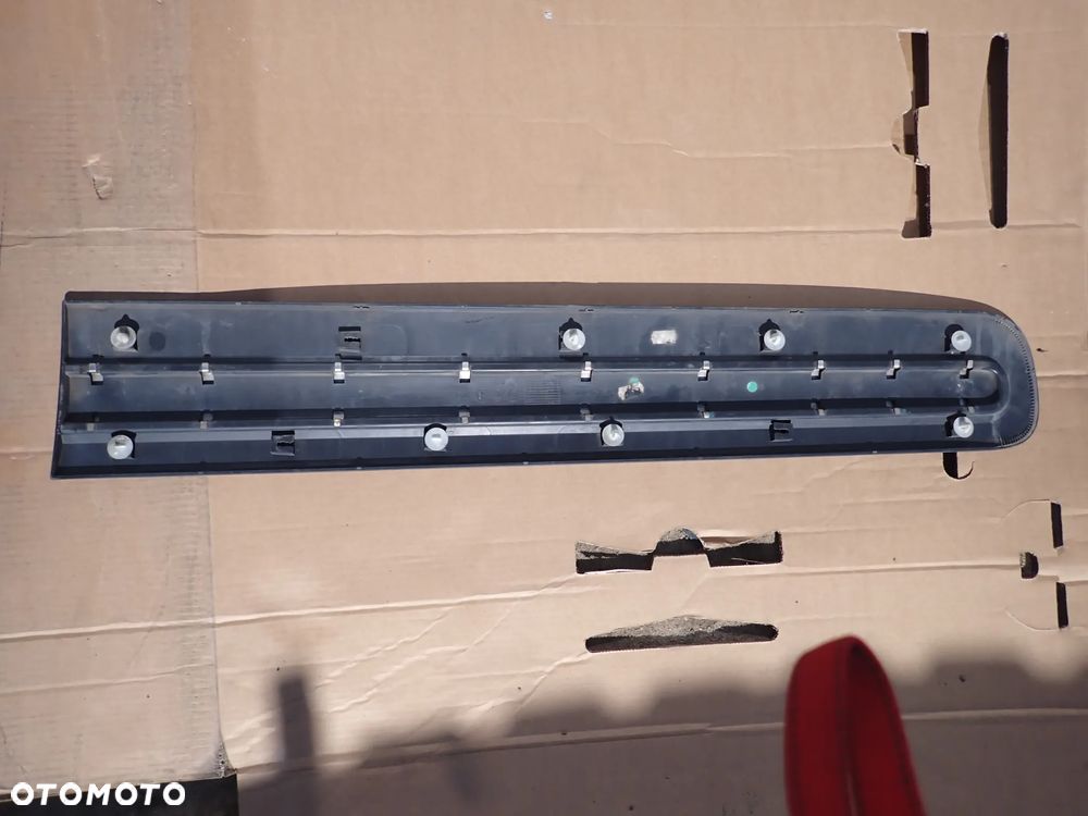 FIAT 500L LISTWA DRZWI PRAWY PRZÓD 735550913 - 2