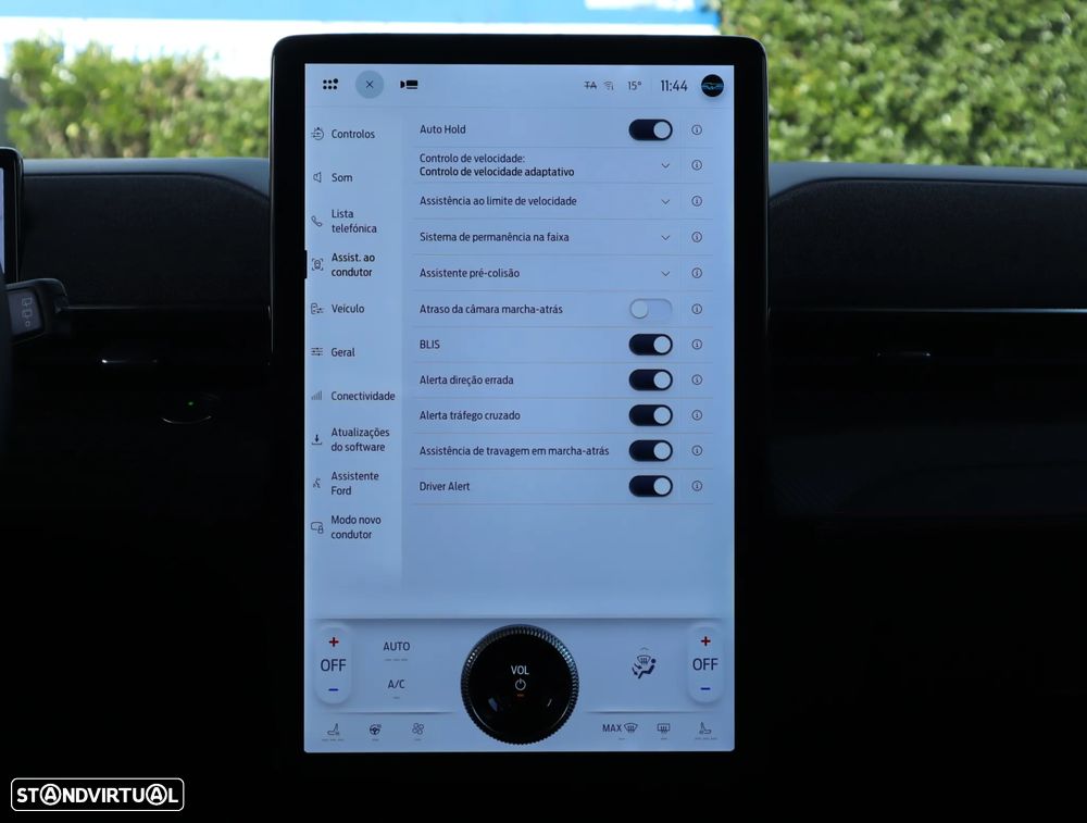 Ford Mustang Mach-E AWD PREMIUM - 54