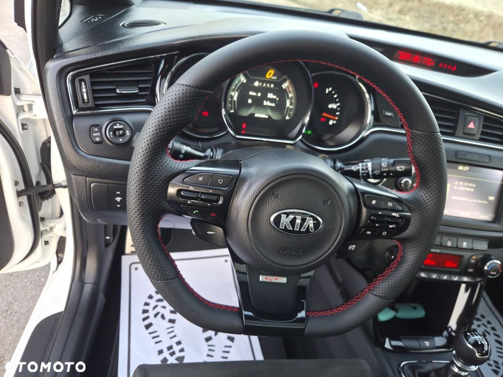 Kia Ceed 1.6 T-GDI GT-Challenge - 19