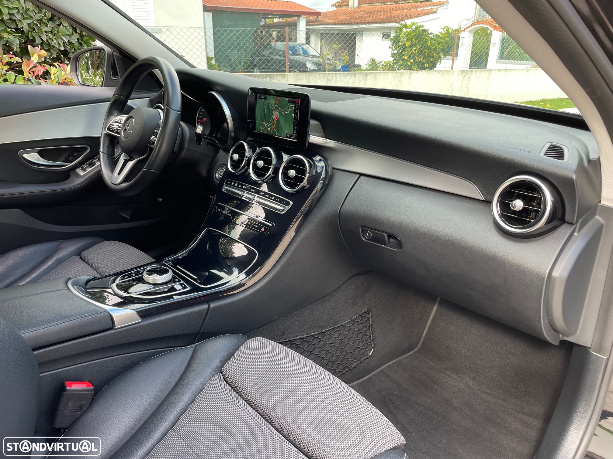 Mercedes-Benz C 220 d Avantgarde - 31