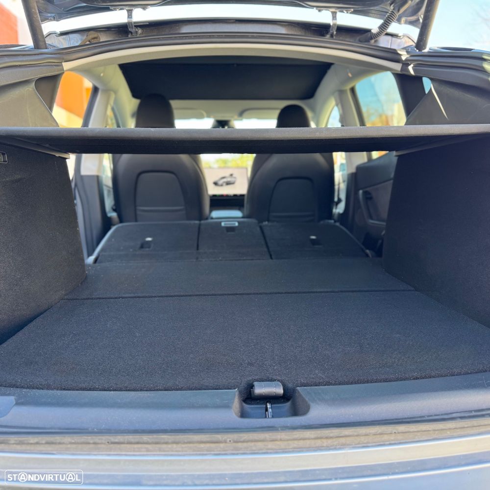 Tesla Model Y Long Range Tração Integral - 23