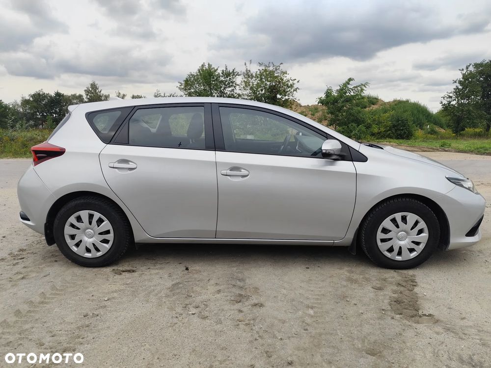 Toyota Auris 1.33 VVT-i Active - 8