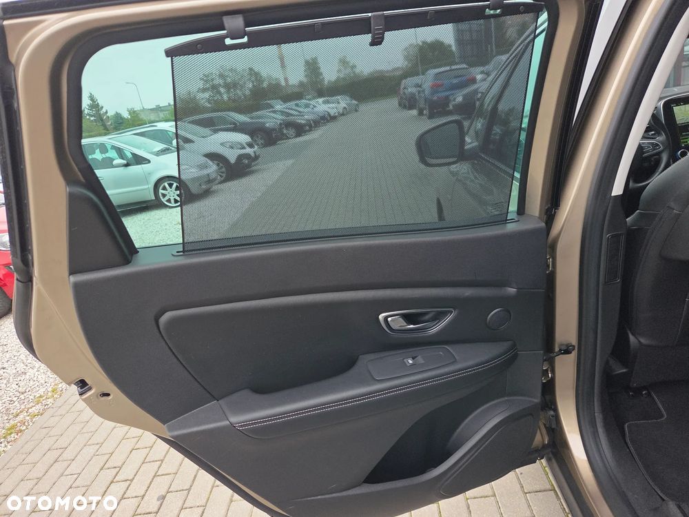 Renault Grand Scenic ENERGY TCe 130 BOSE EDITION - 24