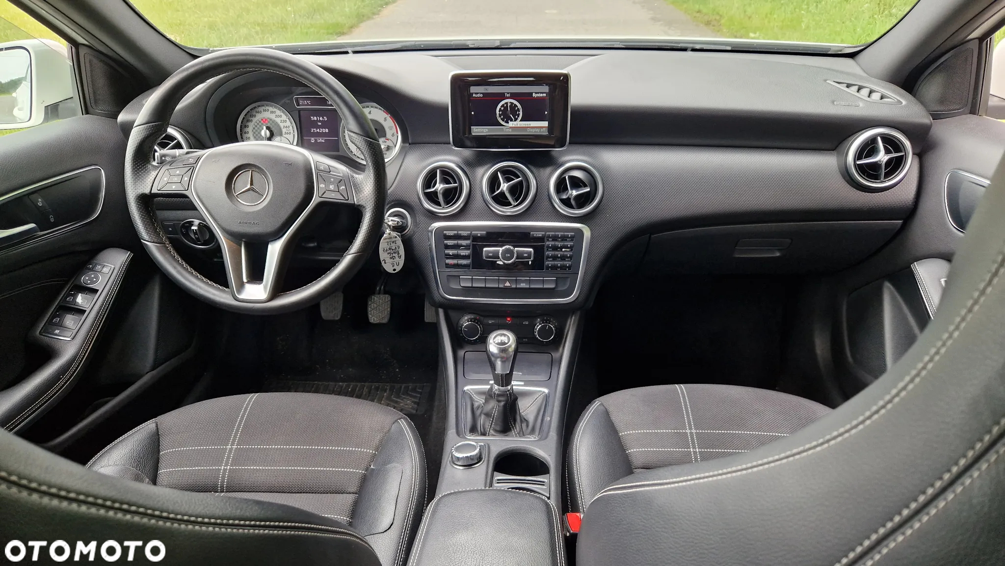 Mercedes-Benz Klasa A 180 d AMG Line - 13