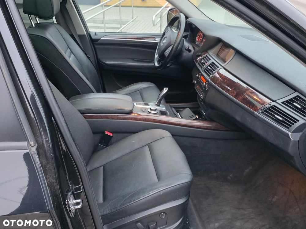 BMW X5 3.0si xDrive - 6